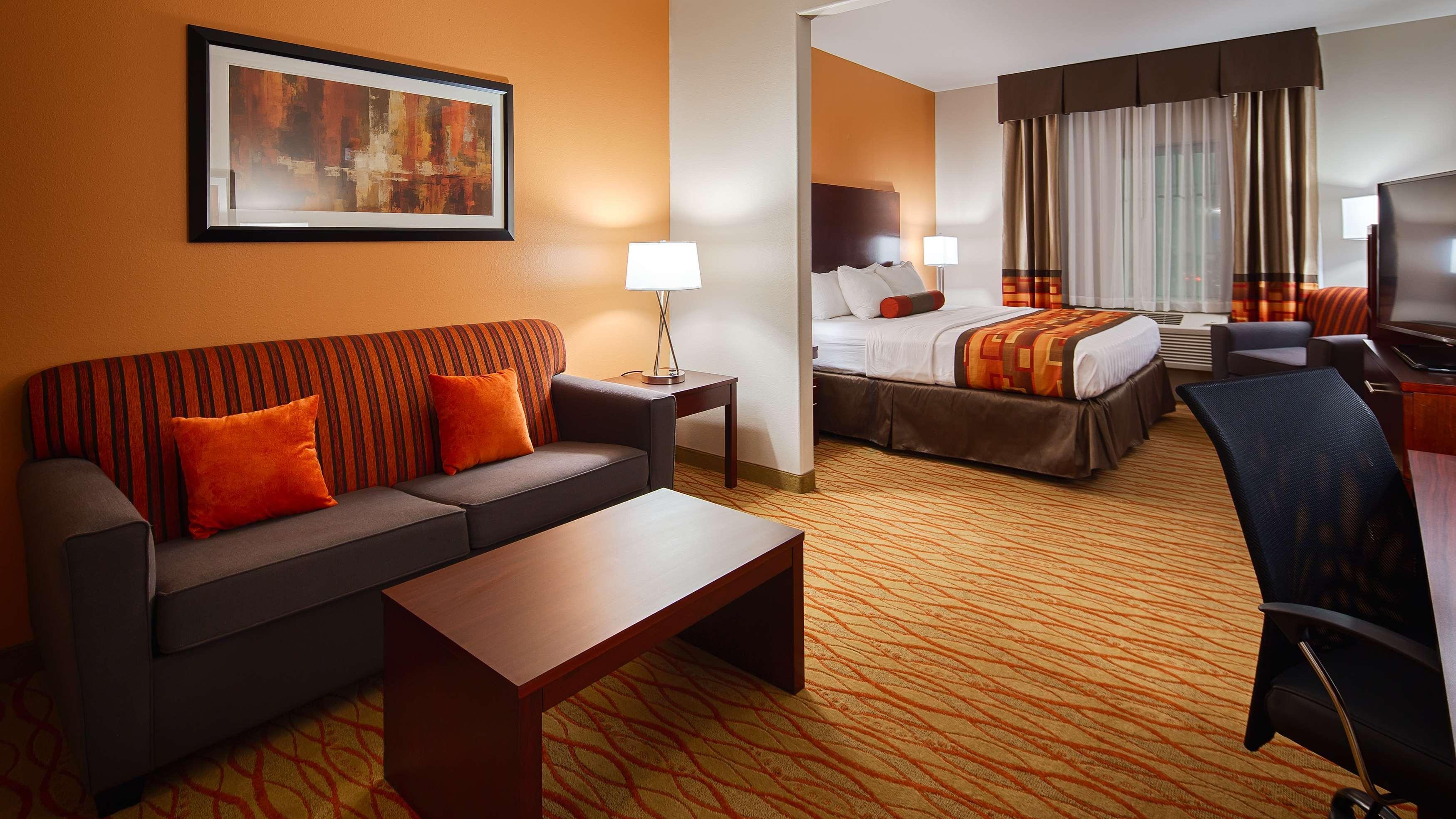 Best Western Plus Spring Inn & Suites Zewnętrze zdjęcie