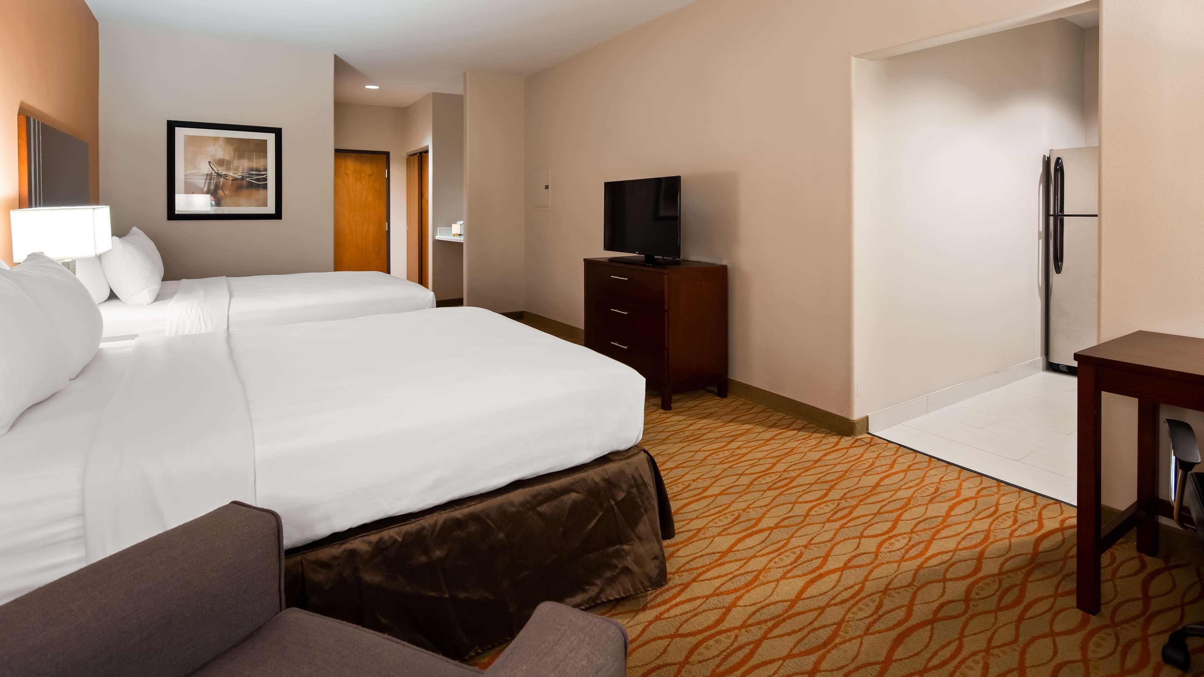 Best Western Plus Spring Inn & Suites Zewnętrze zdjęcie