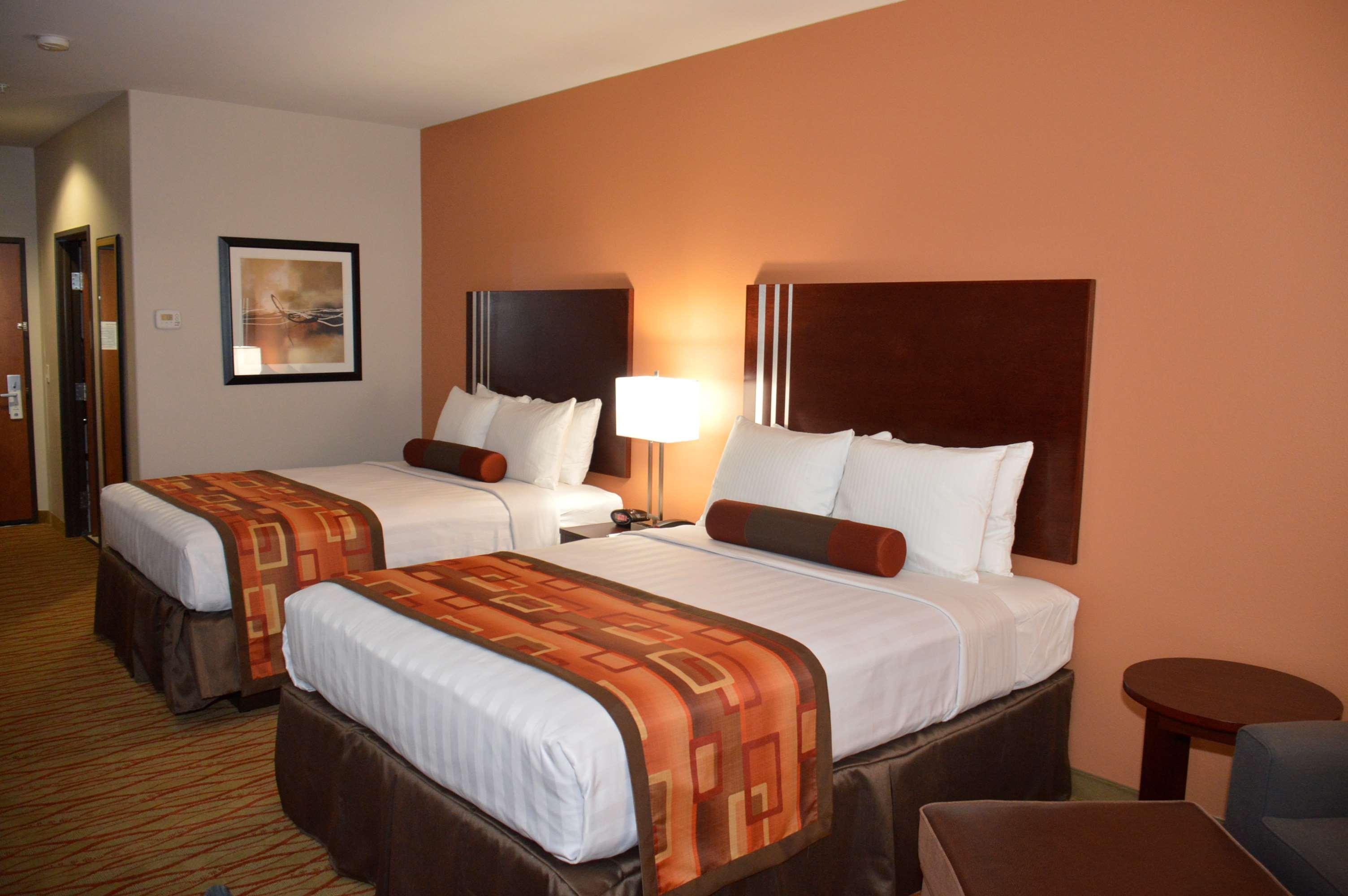 Best Western Plus Spring Inn & Suites Zewnętrze zdjęcie
