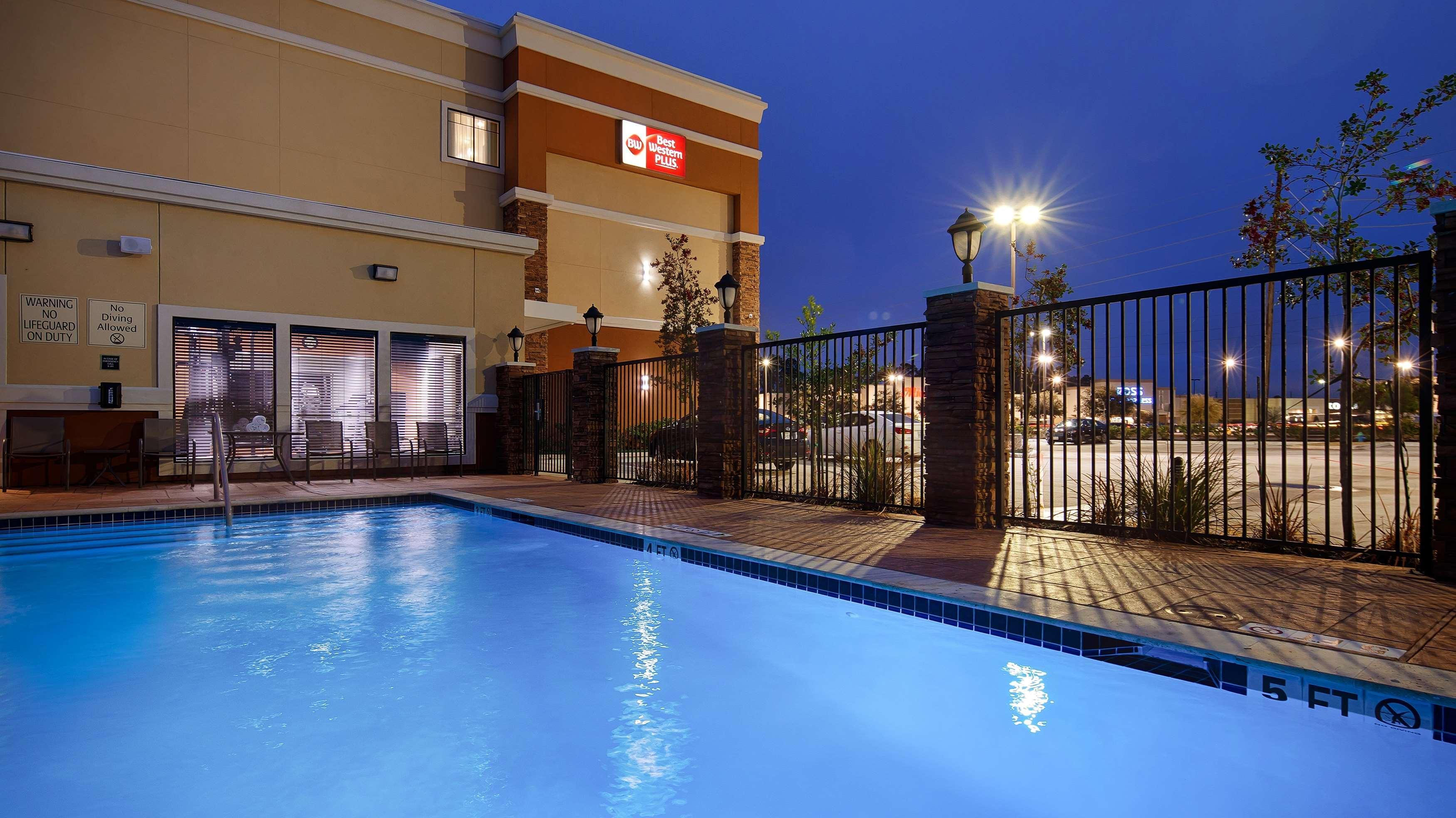 Best Western Plus Spring Inn & Suites Zewnętrze zdjęcie